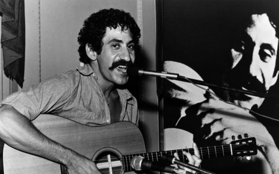 Una voce, una chitarra e un addio: la storia di Jim Croce.